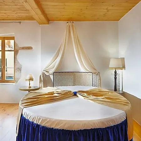 فندق Casa Perla 3*