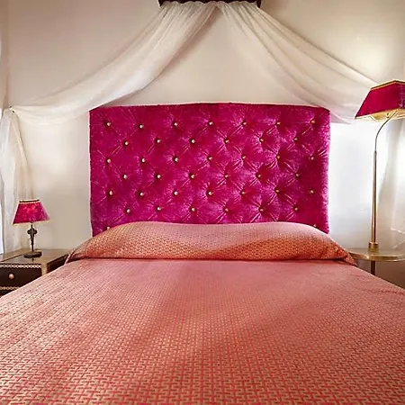 Hotel Casa Perla 3*