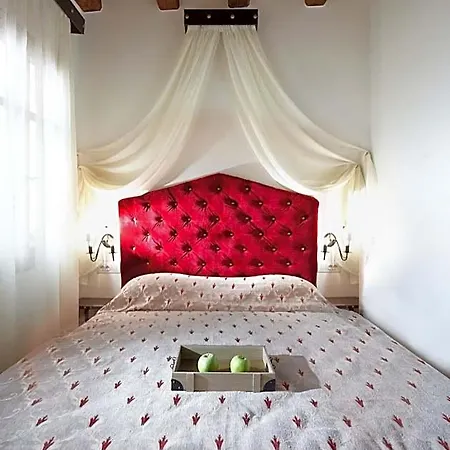 Hotel Casa Perla 3*